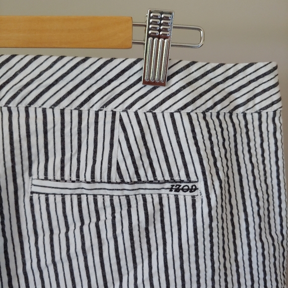 Izod Seersucker Cotton Striped Shorts Size 14 - Picture 6 of 10